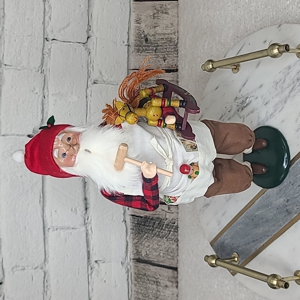 Byers' Choice Carolers Collectible Holiday '94 Working Santa 2nd Edition Vintage